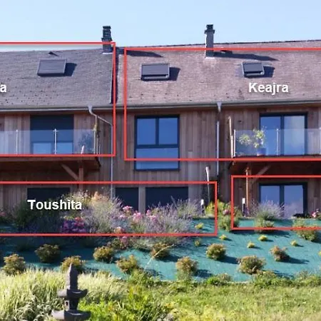 Apartamento Soukavati Tousbhita Akanishta Keajra Dullin
