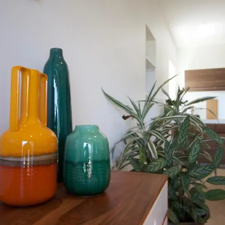 Soukavati Tousbhita Akanishta Keajra Apartamento